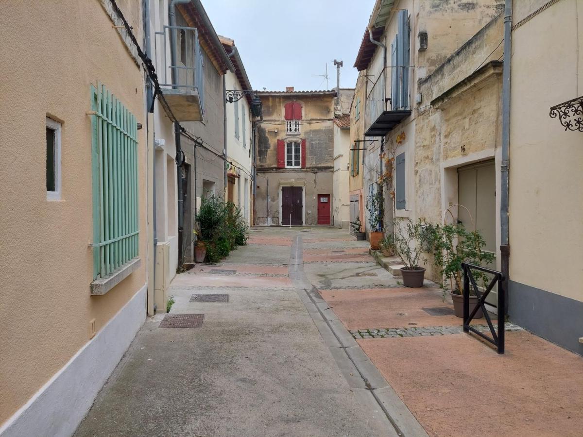 Les Studios De Theophile - Calme Absolu - Wifi - Centre Historique Αρλ Εξωτερικό φωτογραφία